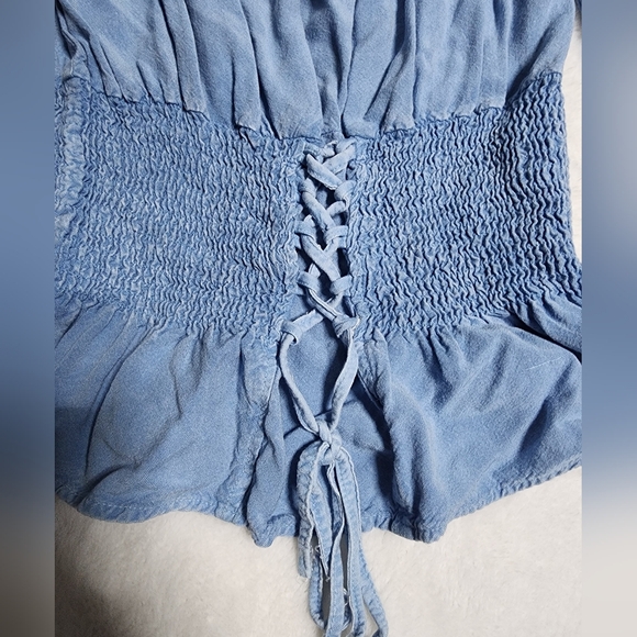 Style Envy Top Size S Small Crop Off Shoulder Denim Shirt Blouse - Picture 2 of 5